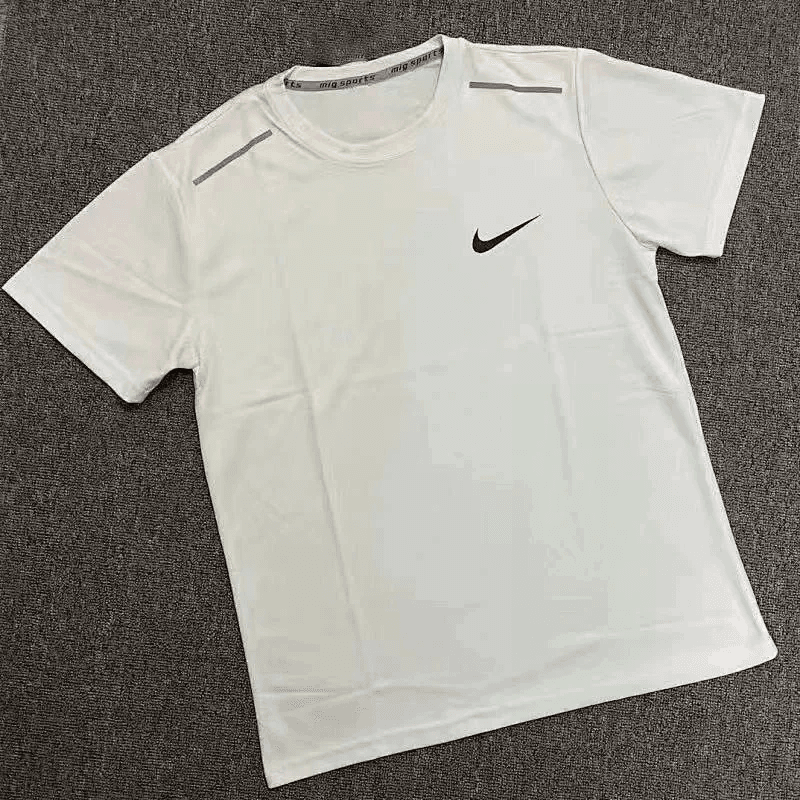 Prada Logo T-Shirt Triangle Logo — Nike反光-白色