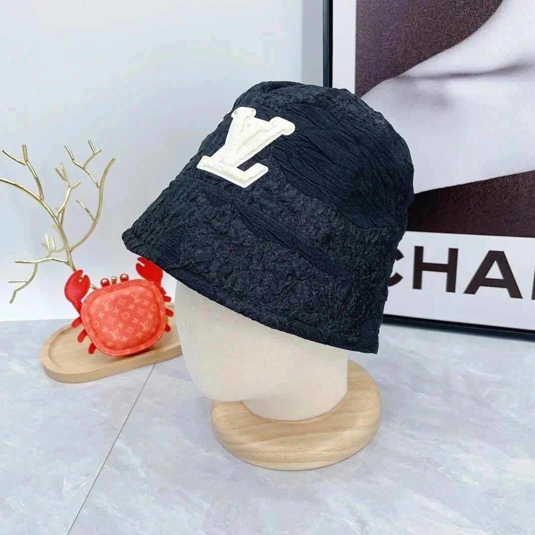 Louis Vuitton Baseball Cap Monogram Canvas — 21
