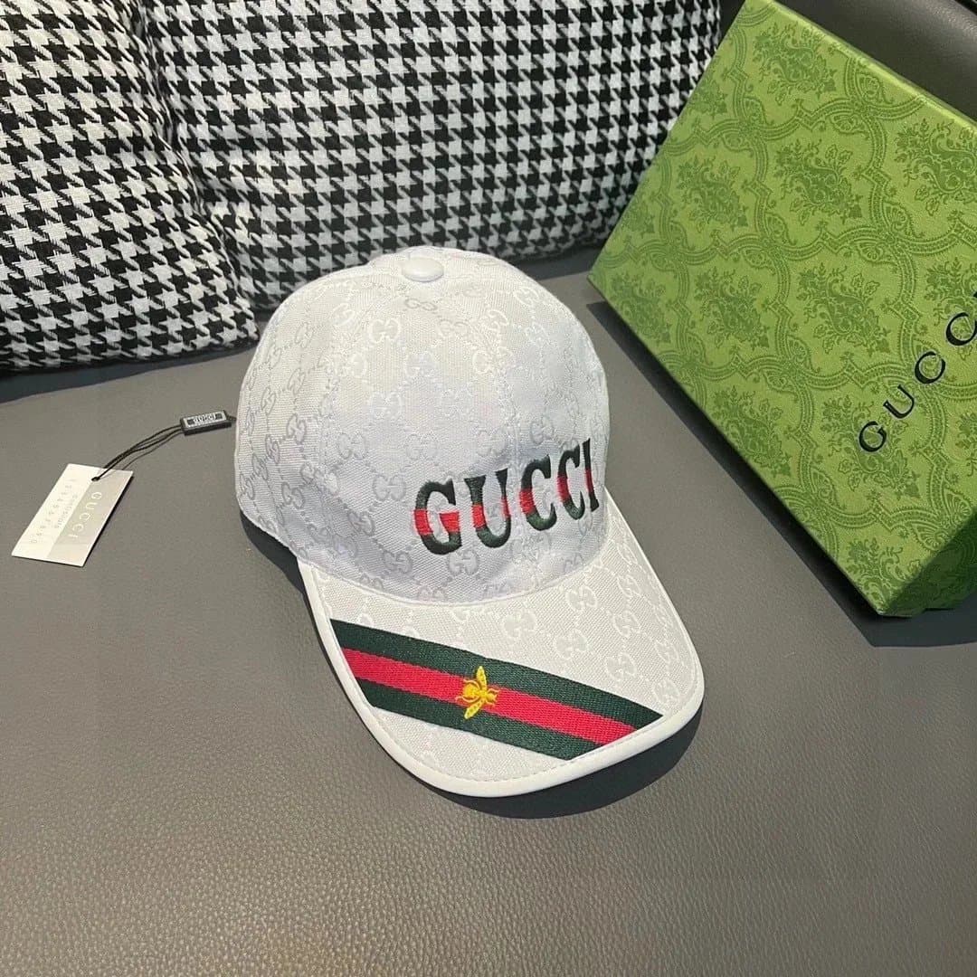 Gucci Baseball Cap GG Monogram — 9