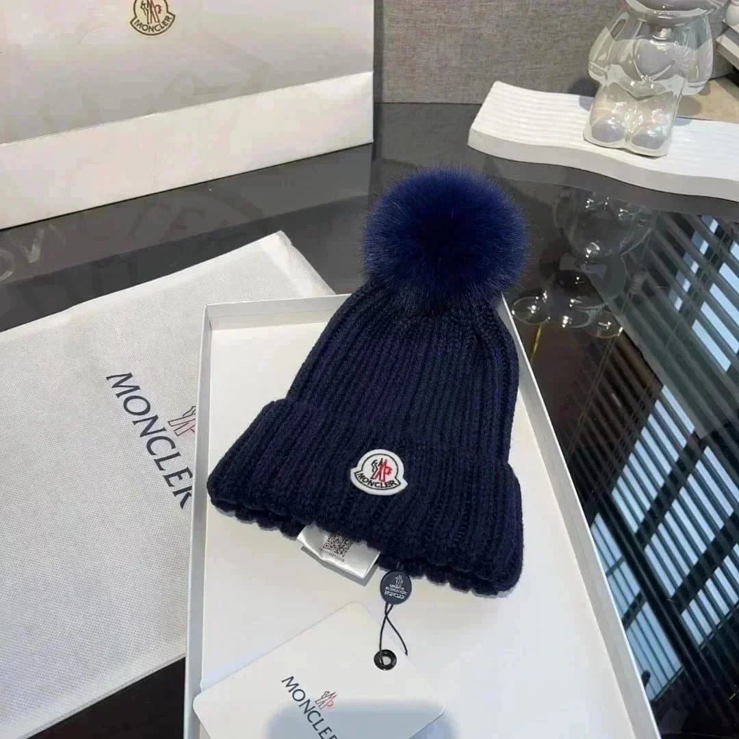 Moncler Ribbed Beanie Logo Patch — 028