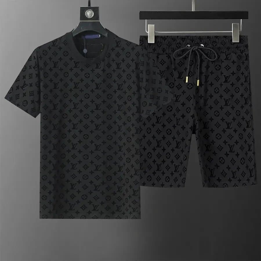 Louis Vuitton Monogram Print Set All-Over LV Logo