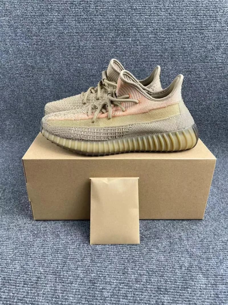 Yeezy Boost 350 V2 Zebra
