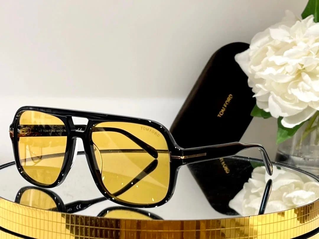 Tom Ford FT0888 Honey Tortoise — 16