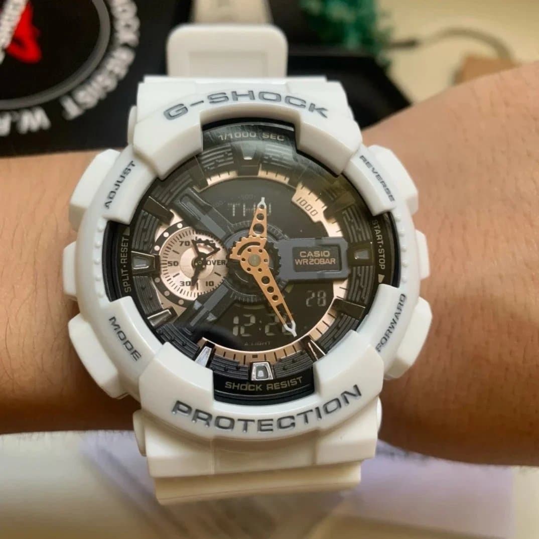Casio G-Shock GA-110 White Blue Red — 40