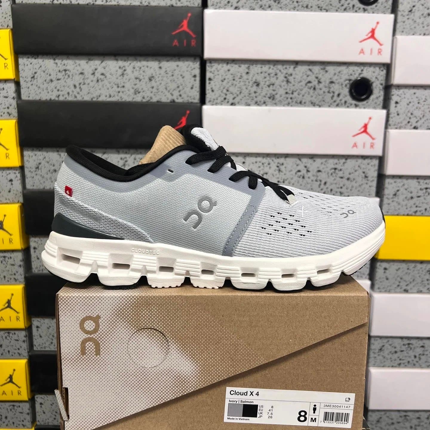 On Cloud X 4 Gray Flame — BD版 · 3ME30041147