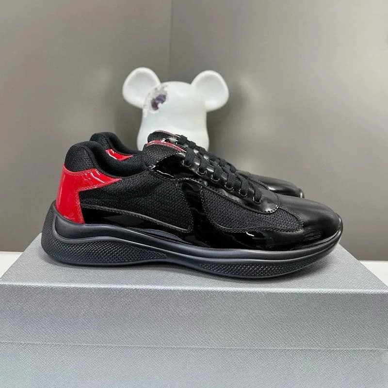Prada Linea Rossa Sneaker Red Patent and Mesh — 黑红色