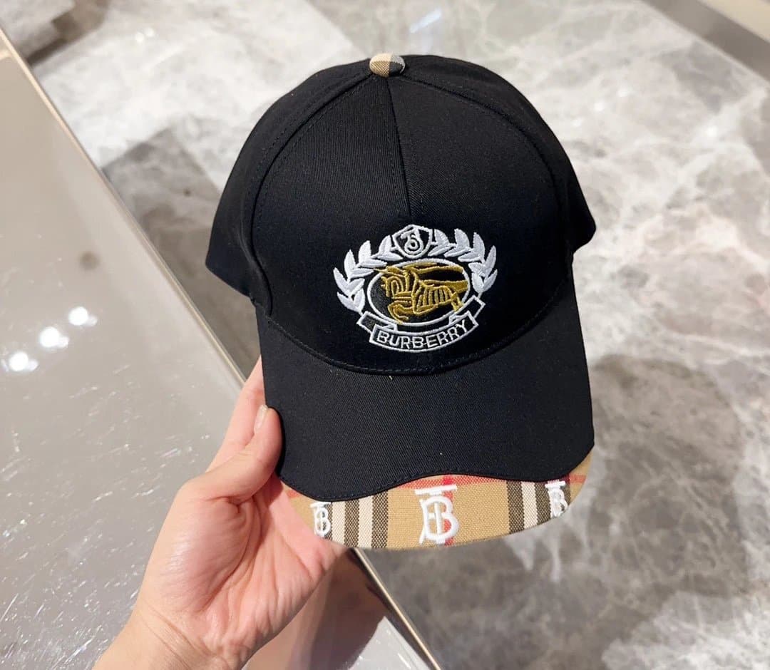Burberry Baseball Cap Vintage Check — 040105180