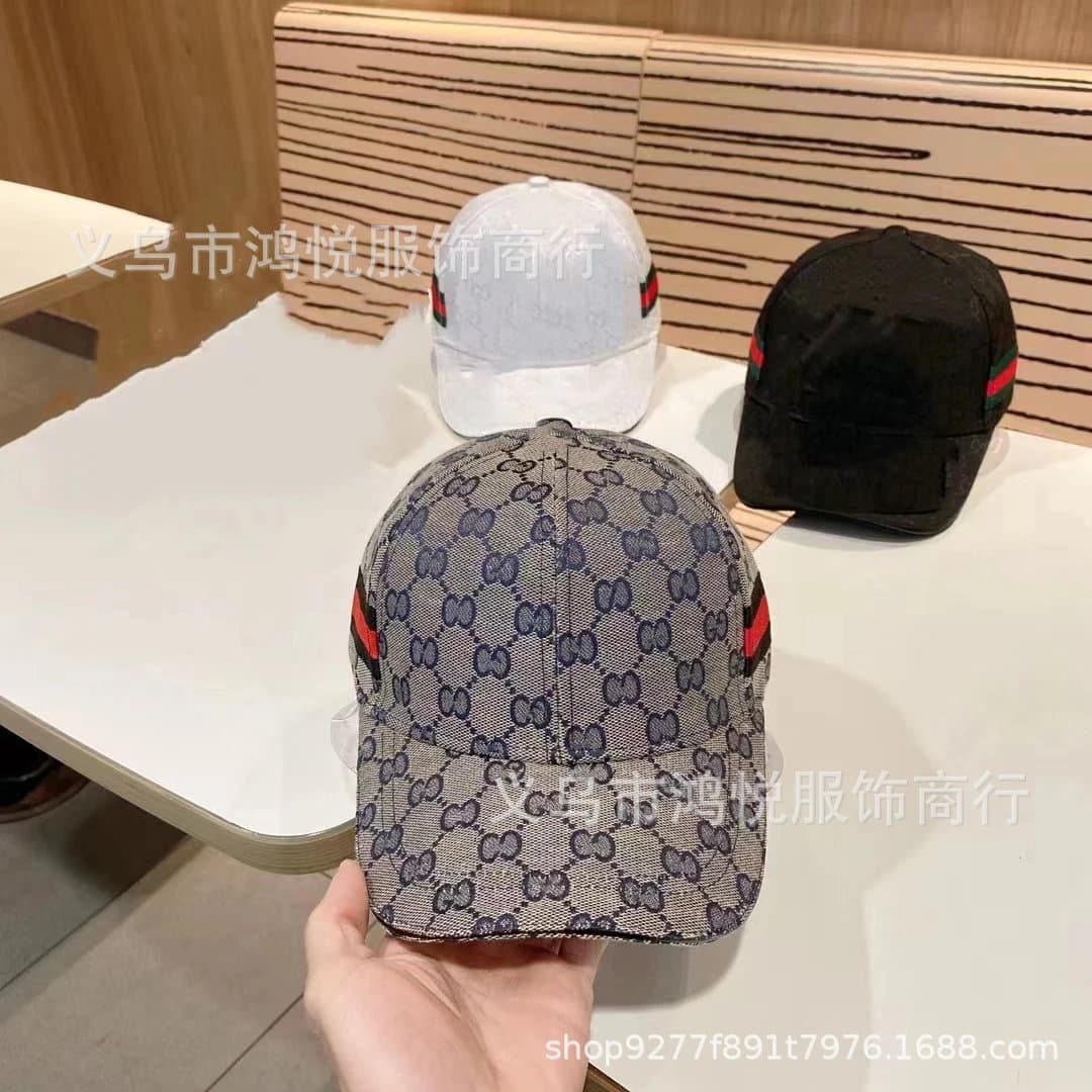 Gucci Baseball Cap GG Monogram Jacquard — 可调节 · 灰色