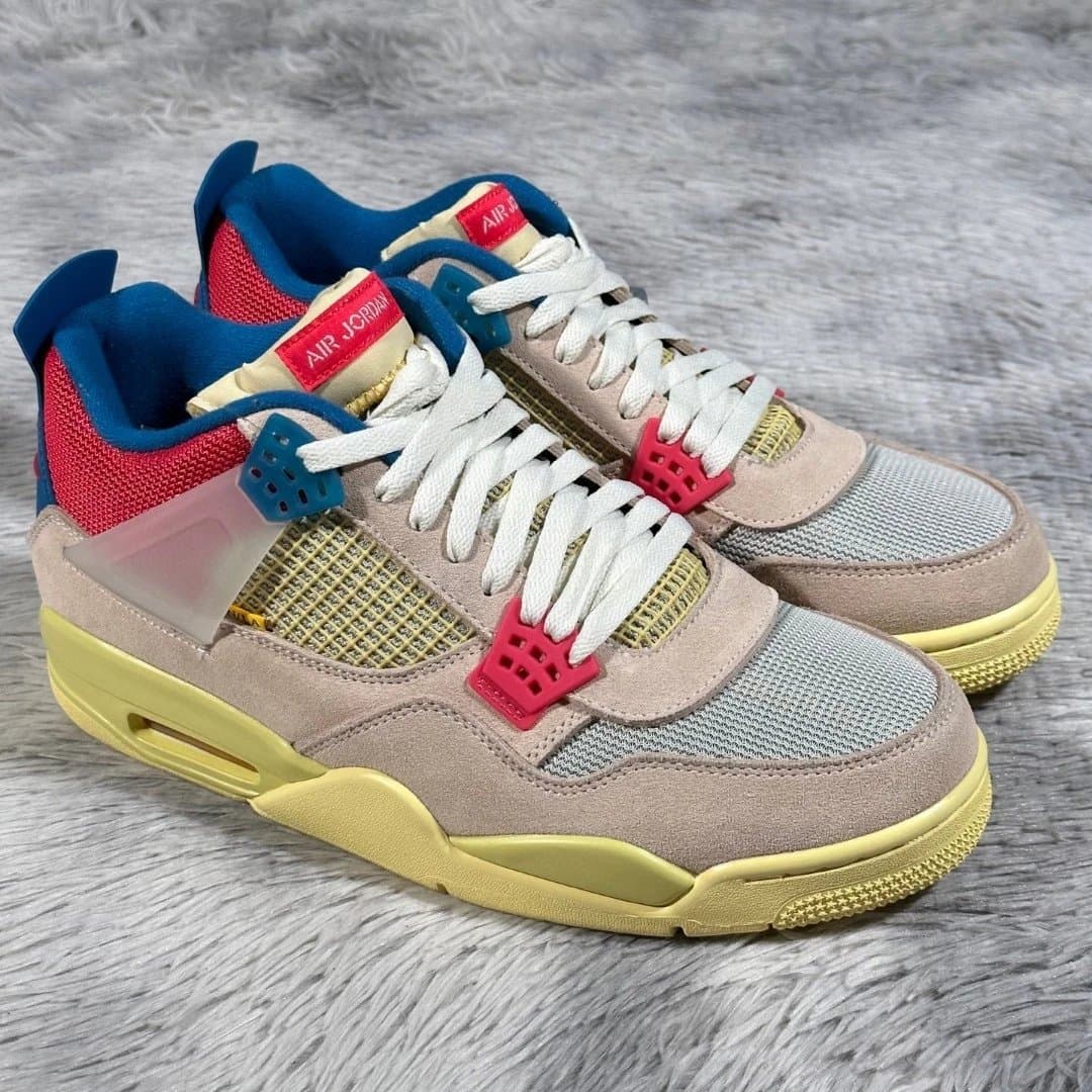 Air Jordan 4 Retro