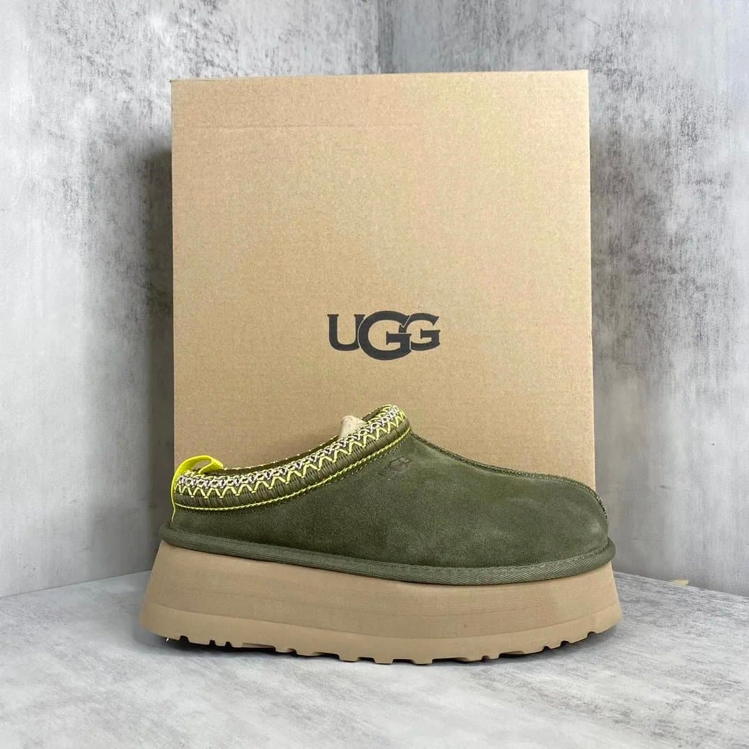 UGG Mini Platform Classic Suede — 08