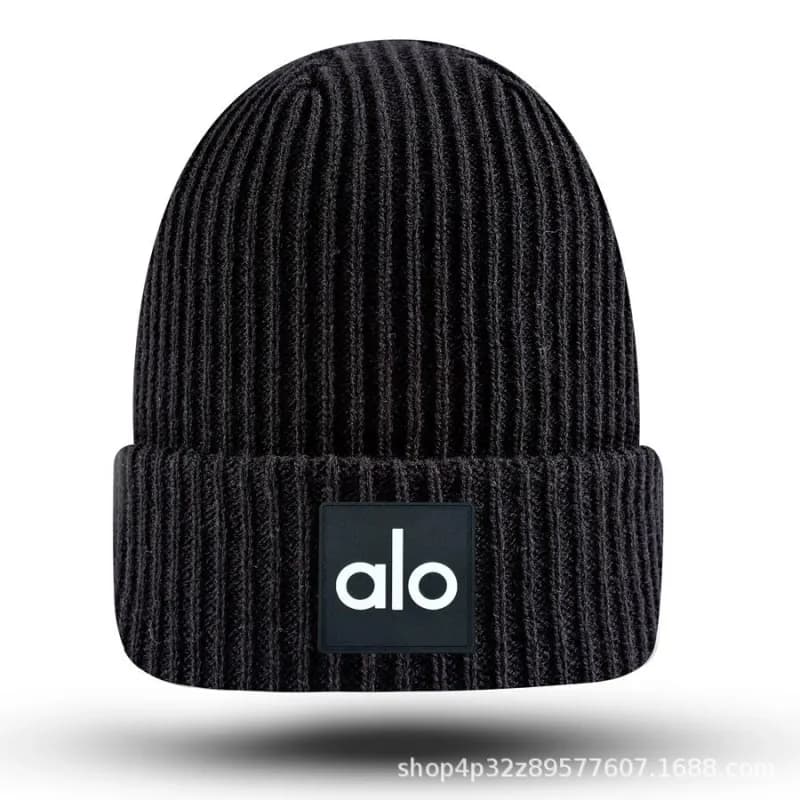 Ribbed Beanie Arc'teryx Logo Patch — 10