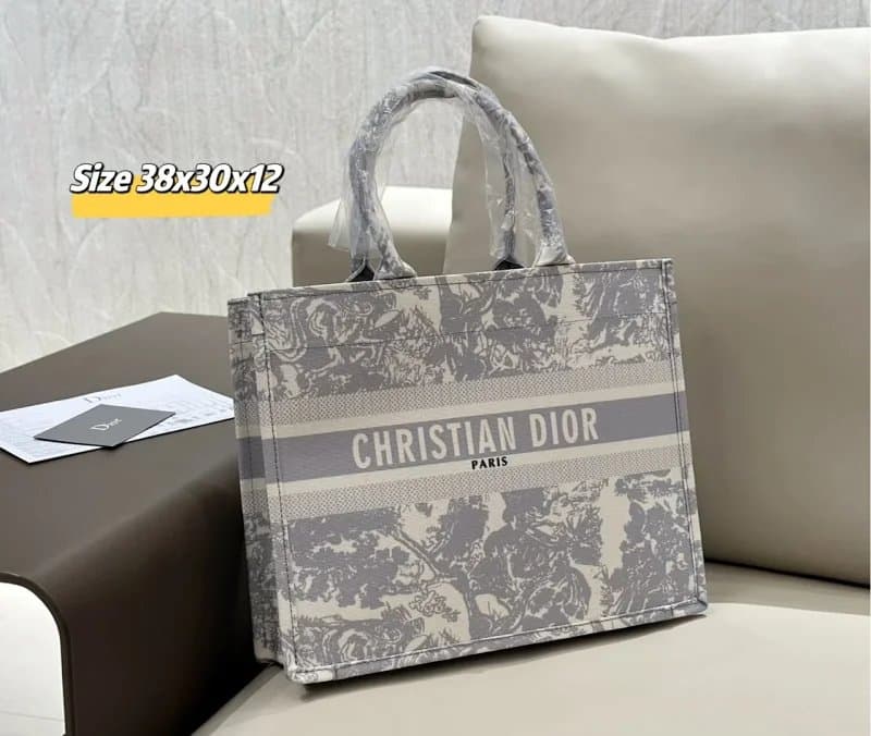 Dior Book Tote Oblique Logo — 12