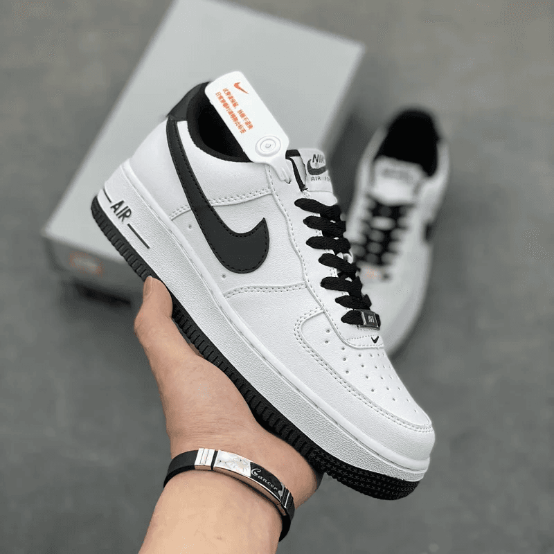 Nike Air Force 1 Low Triple Black