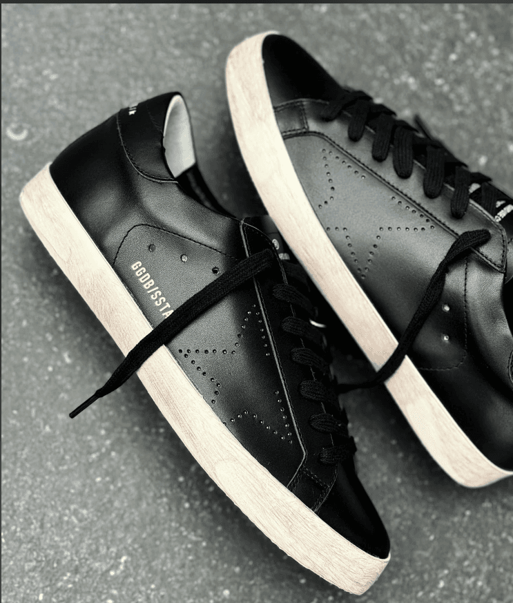 Golden Goose Super-Star Black with Gold Logo