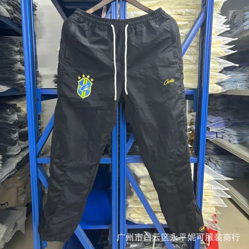 C.P. Company Goggle Jacket CR7 Shield Patch — C黑裤子