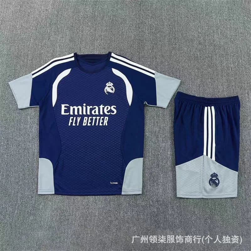 桂平市领柒服饰有限公司