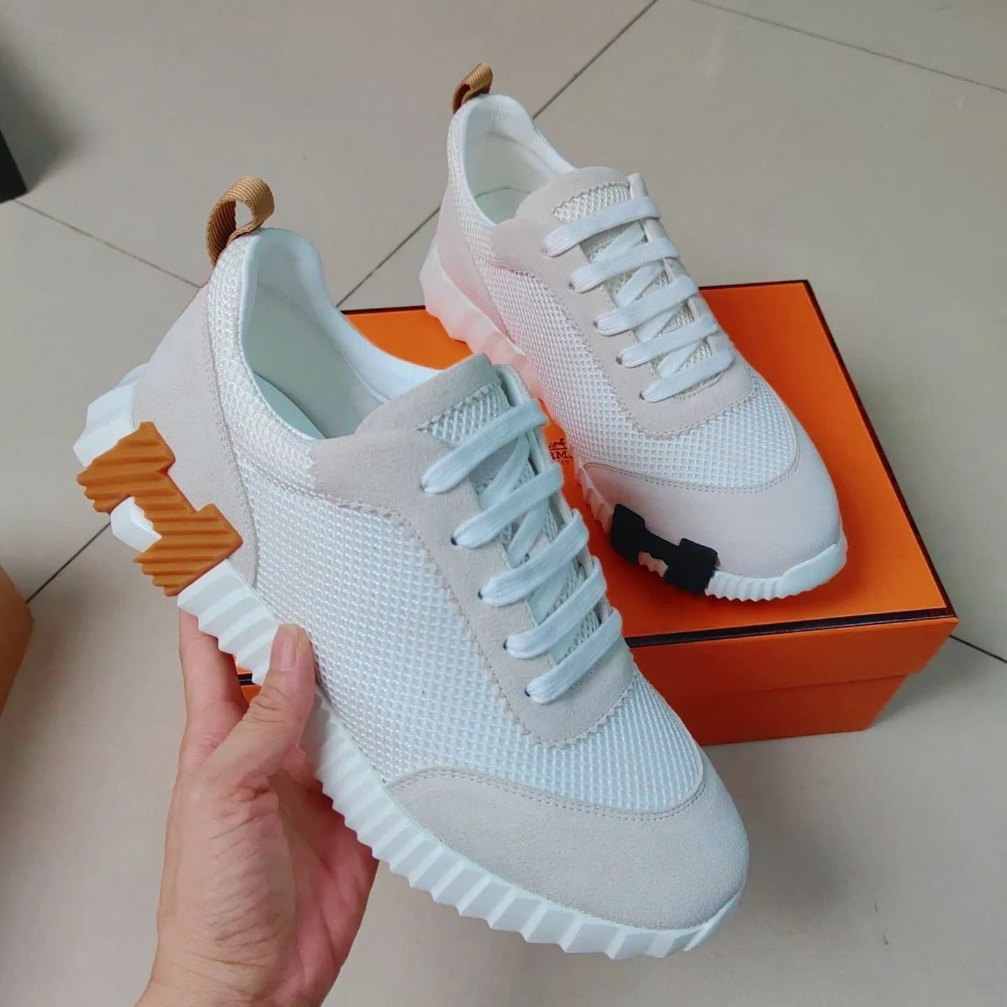 Hermès Run White Grey Red — 颜色5