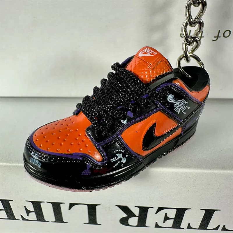 Cactus Plant Flea Market Sneaker Keychain Blue Lightning — 8. The Skull Man