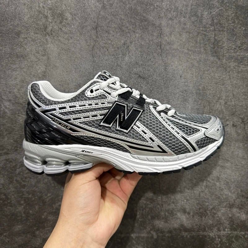 New Balance 1500 Grey Black