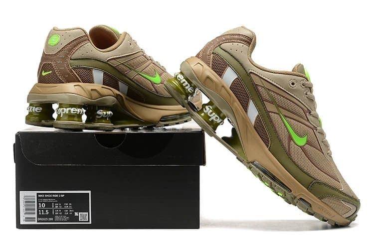 Nike Shox NZ Metallic Silver — 16