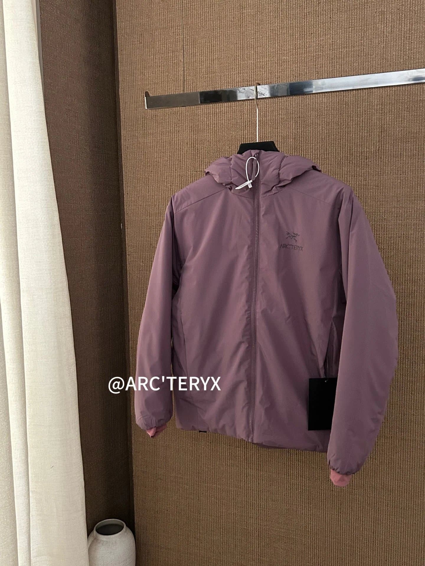 Arc'teryx Alpha SL Jacket Glossy White — 星际紫   Interstellar purple
