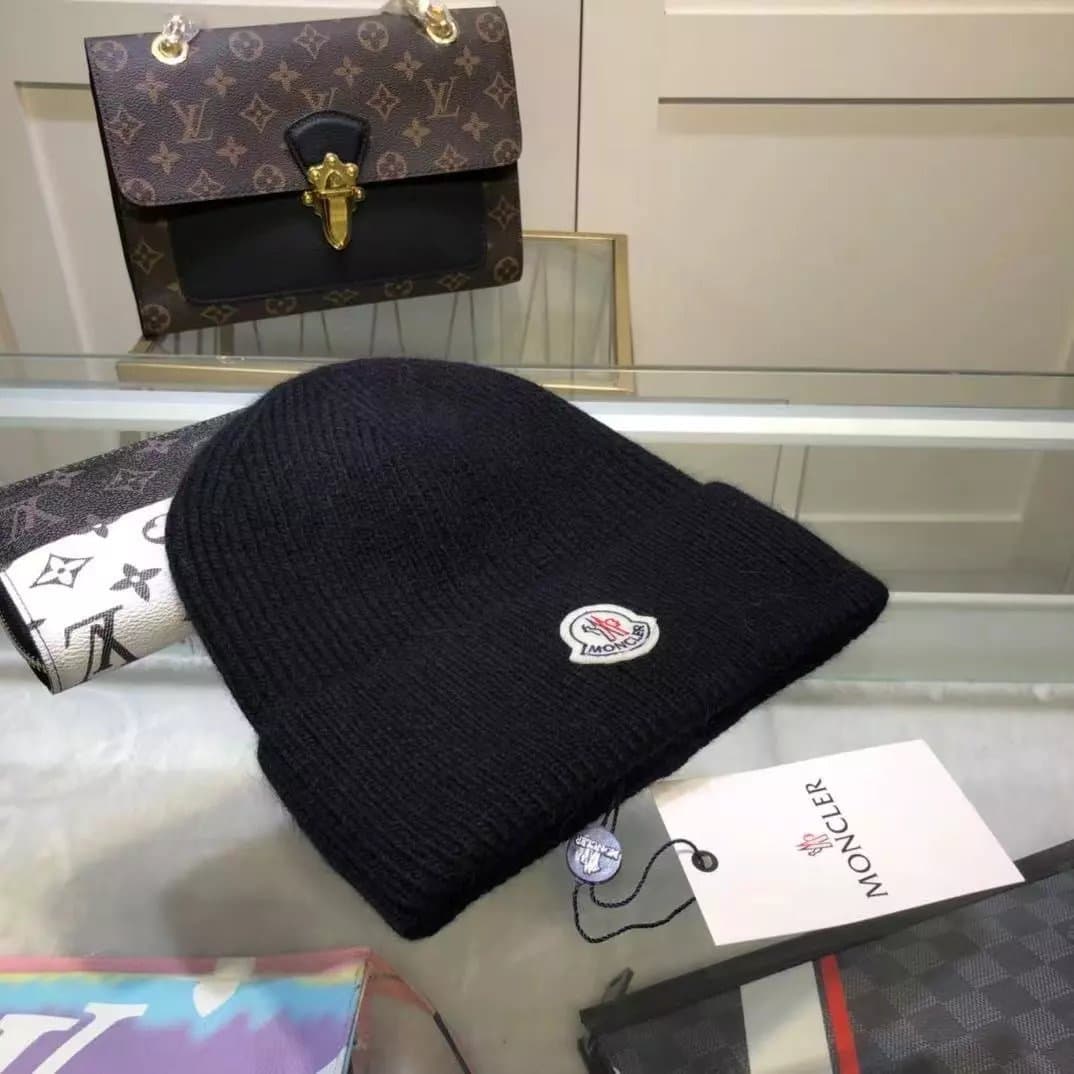 Moncler Logo Beanie Classic
