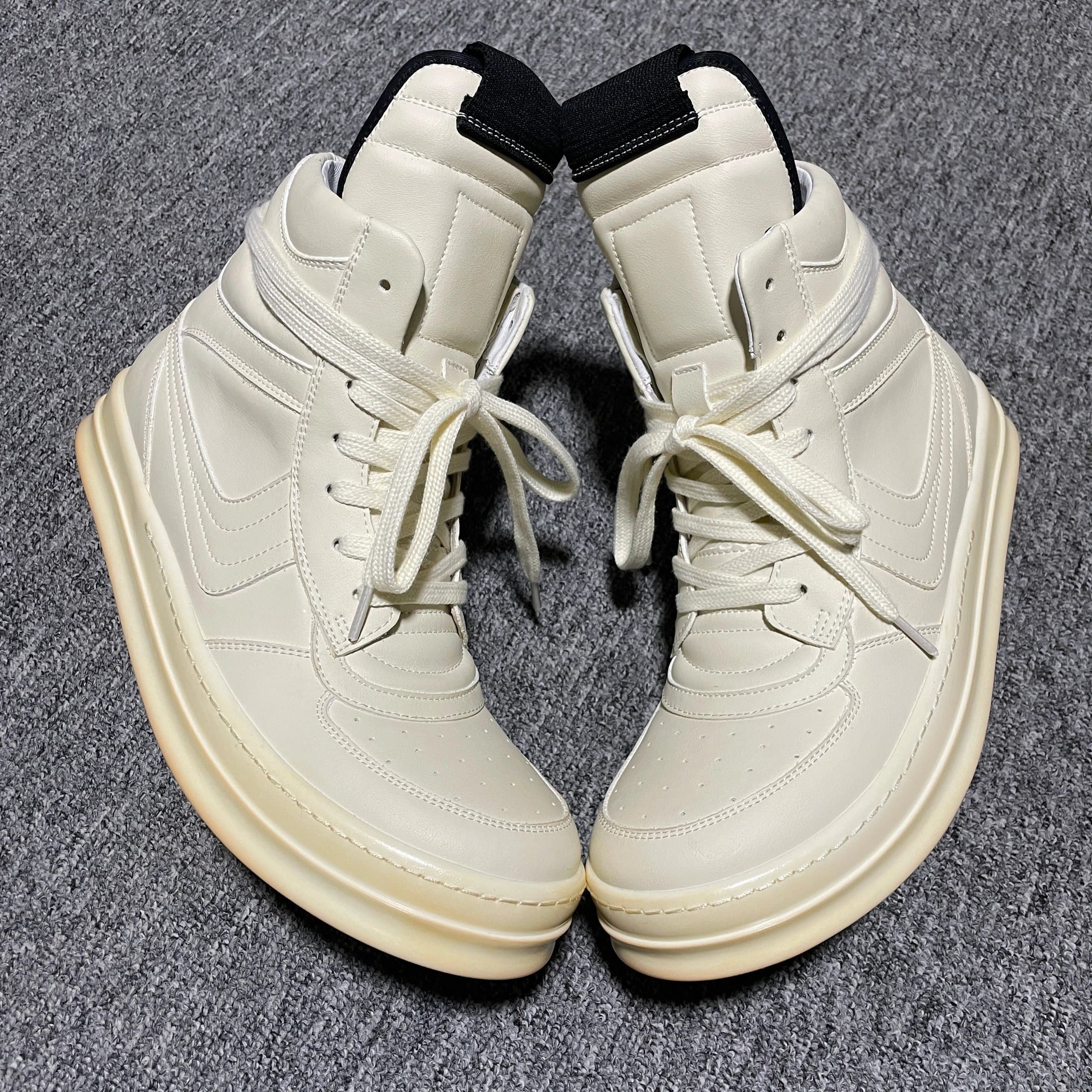 Balenciaga Triple S All Black — GZ · RO白色大耐克