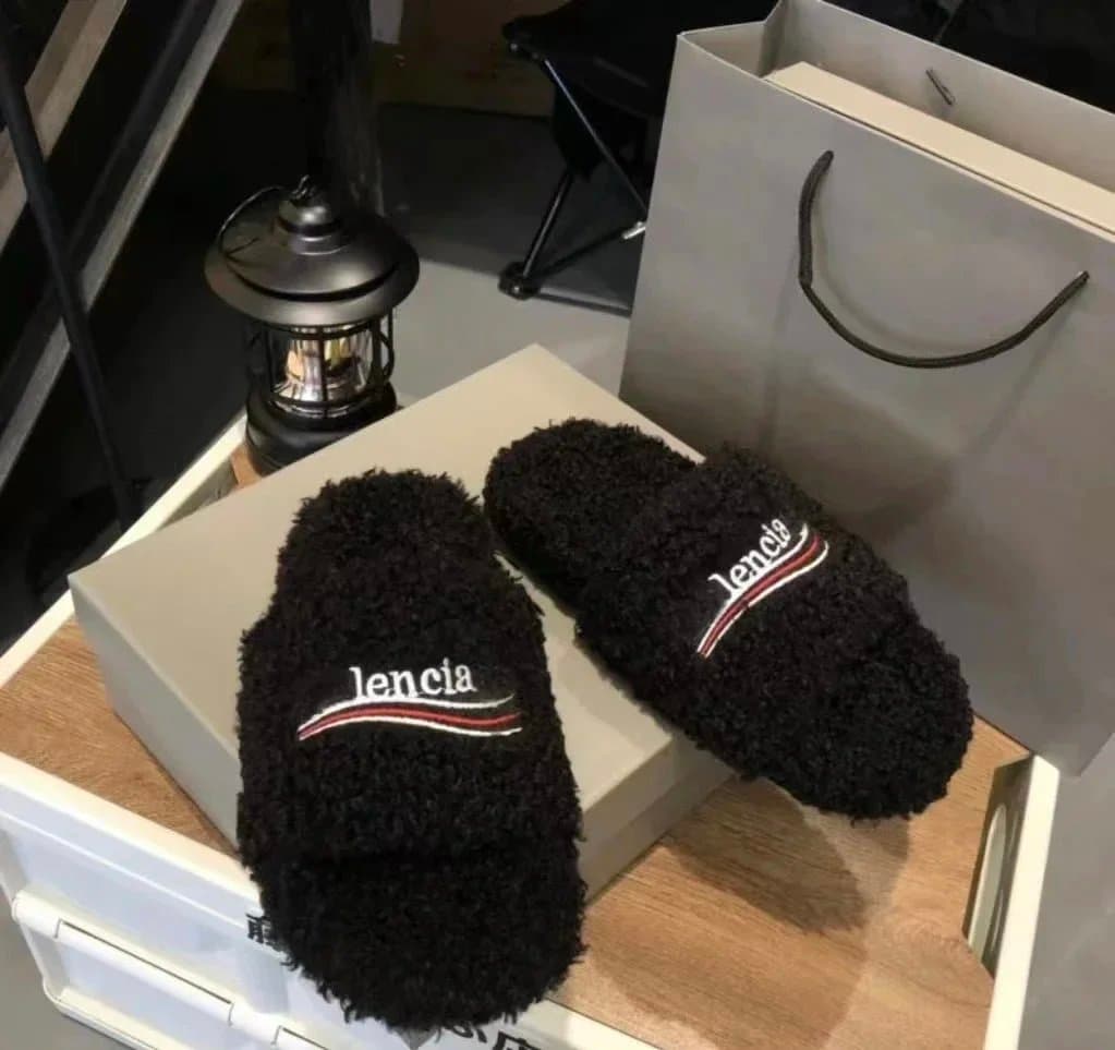 Balenciaga Fuzzy Slide Logo Embroidery