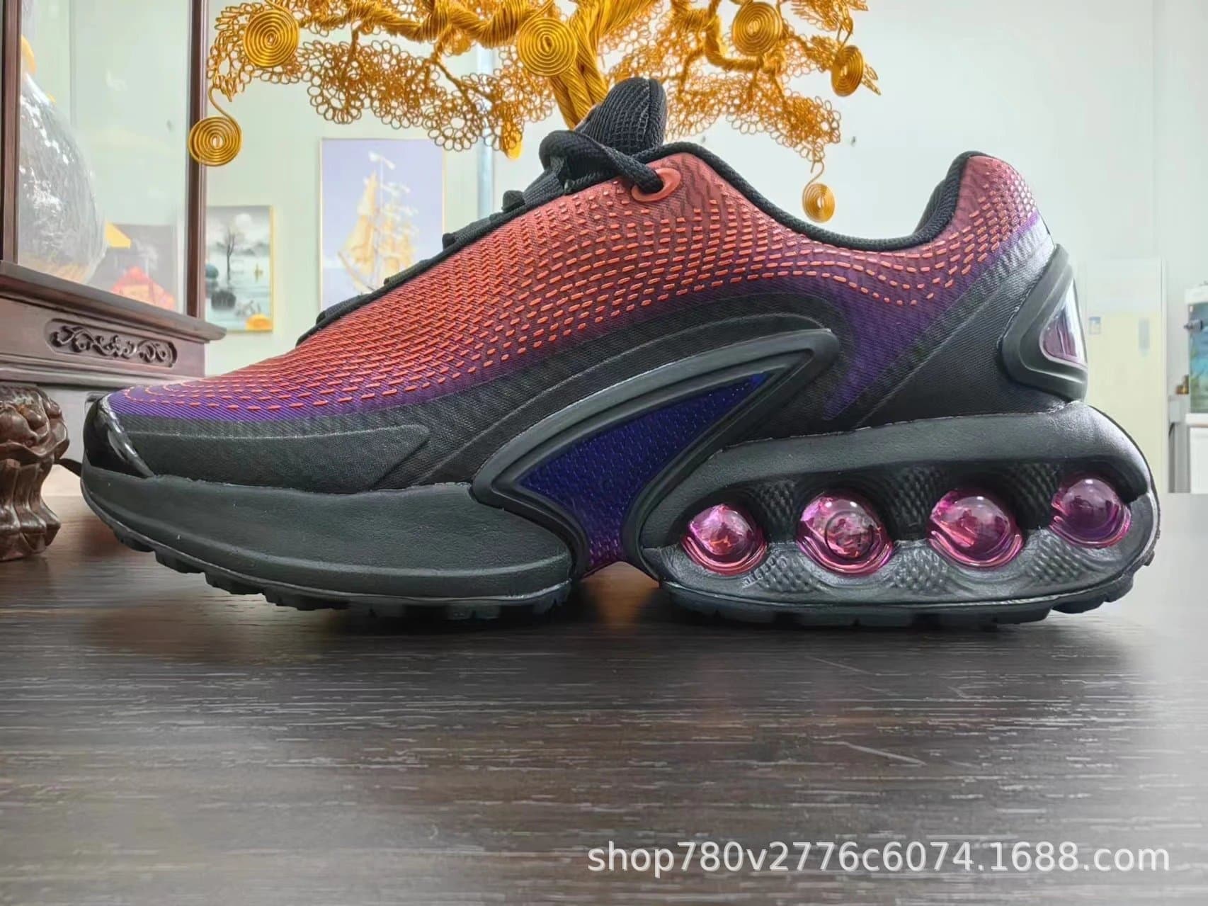 Yeezy 700 Vibes