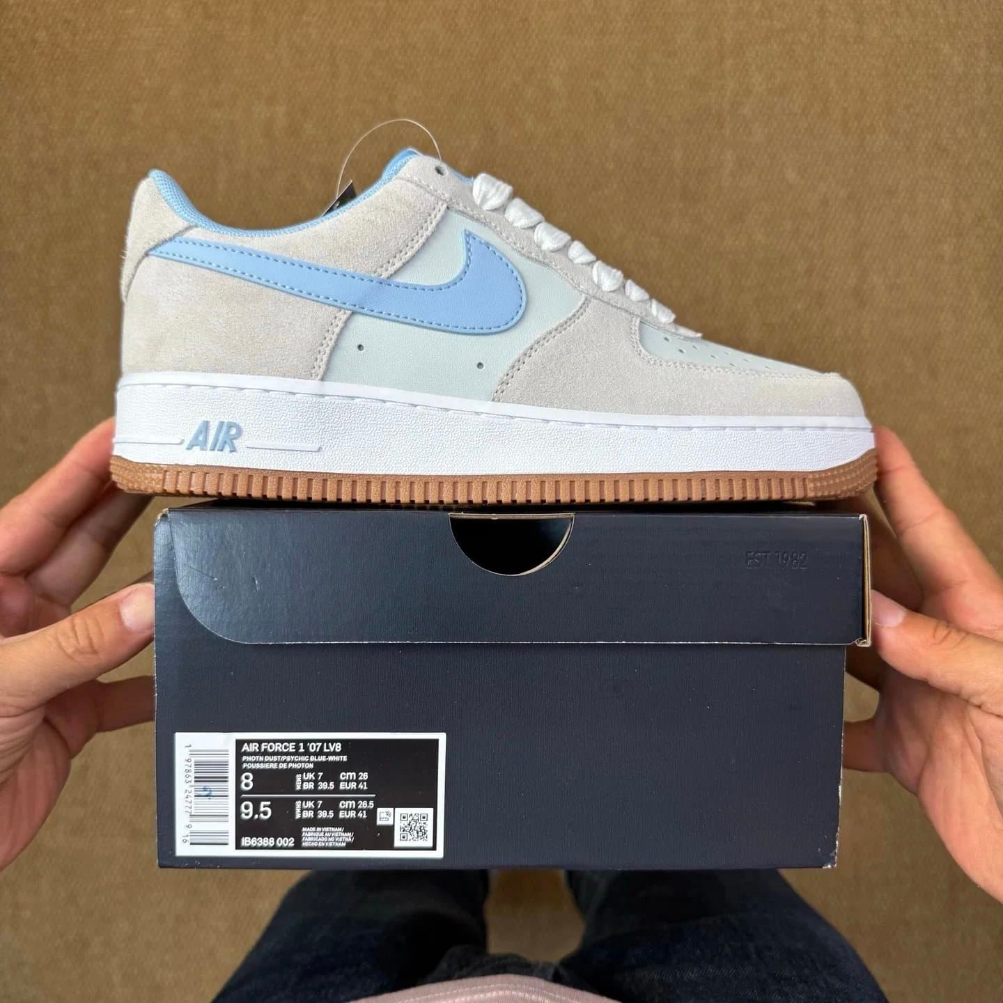 Nike Air Force 1 '07 LV8 Low Photon Dust/Psychic Blue-White