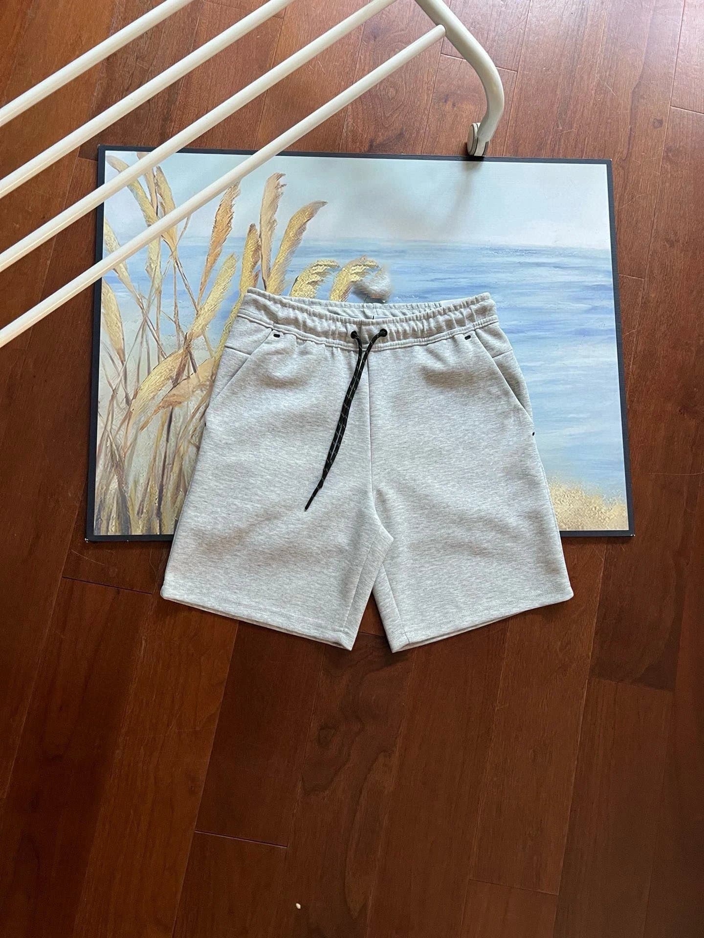 Nike Tech Fleece Shorts Heather Grey