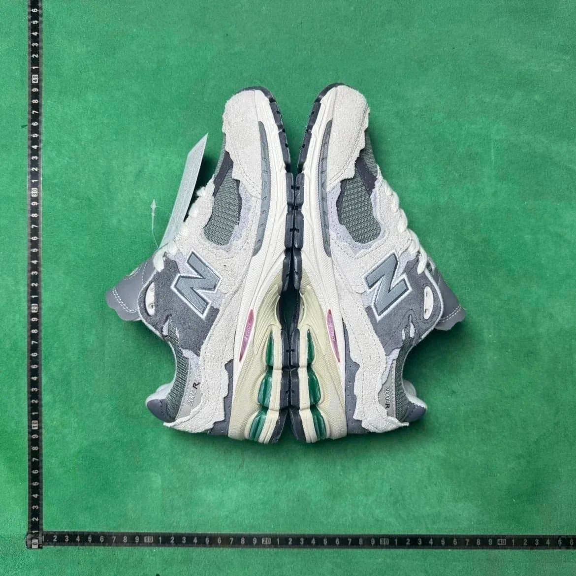 New Balance 2002R Cloud White — 5号云雨灰M2002RDA