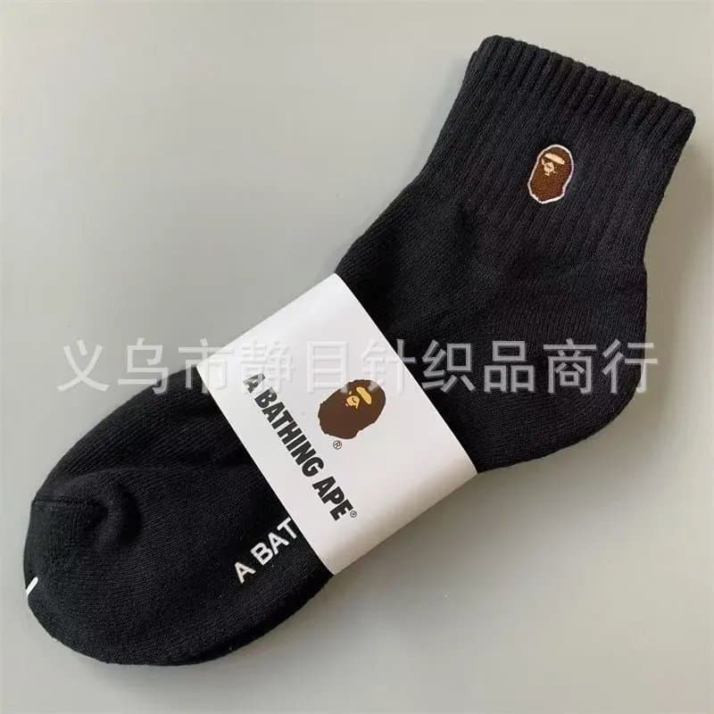 BAPE Crew Sock Shark Embroidery — 中筒黑色毛巾