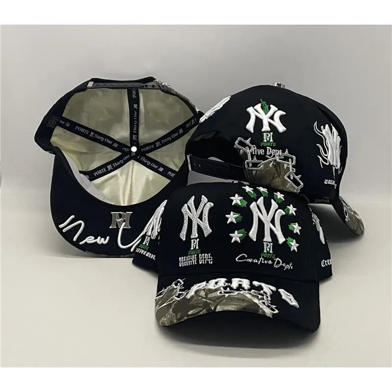 MLB Snapback Cap NY Yankees x Palace Creative Dept