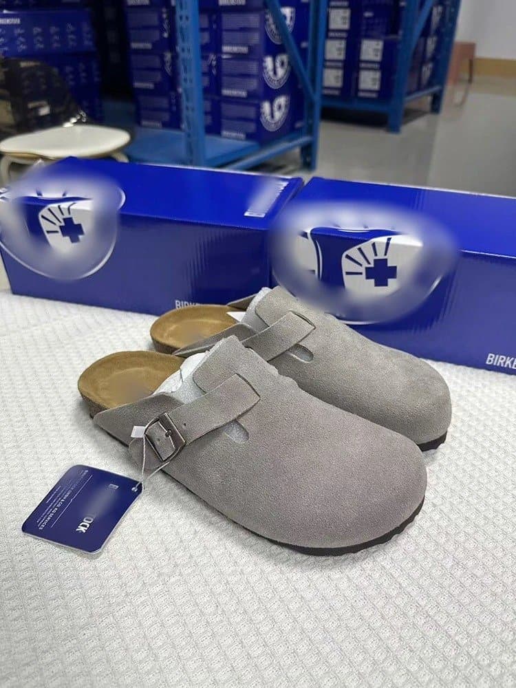 Birkenstock Boston Clog Suede
