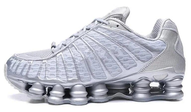 Nike Air Max Plus Triple Black — 19-16