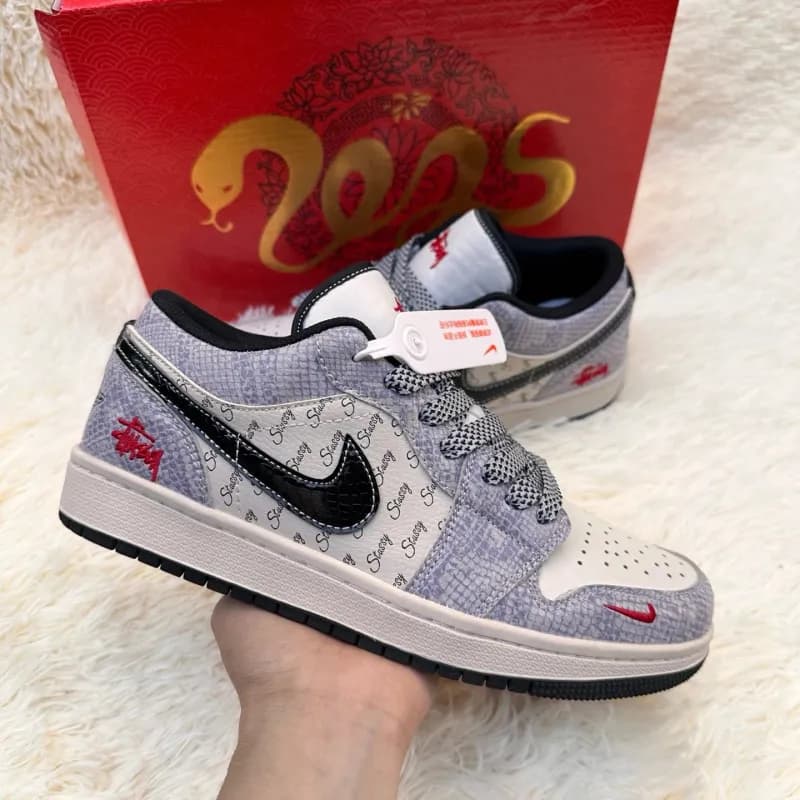 Nike Dunk Low Metallic Silver — 高版本 蛇纹白紫