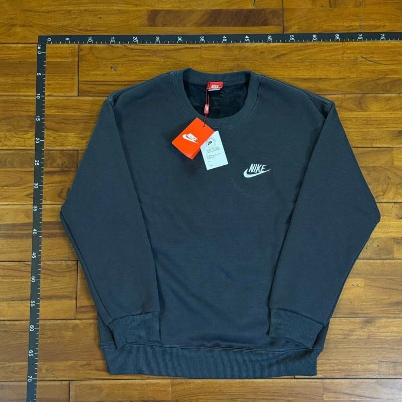 Nike Essential Hoodie Classic — 04