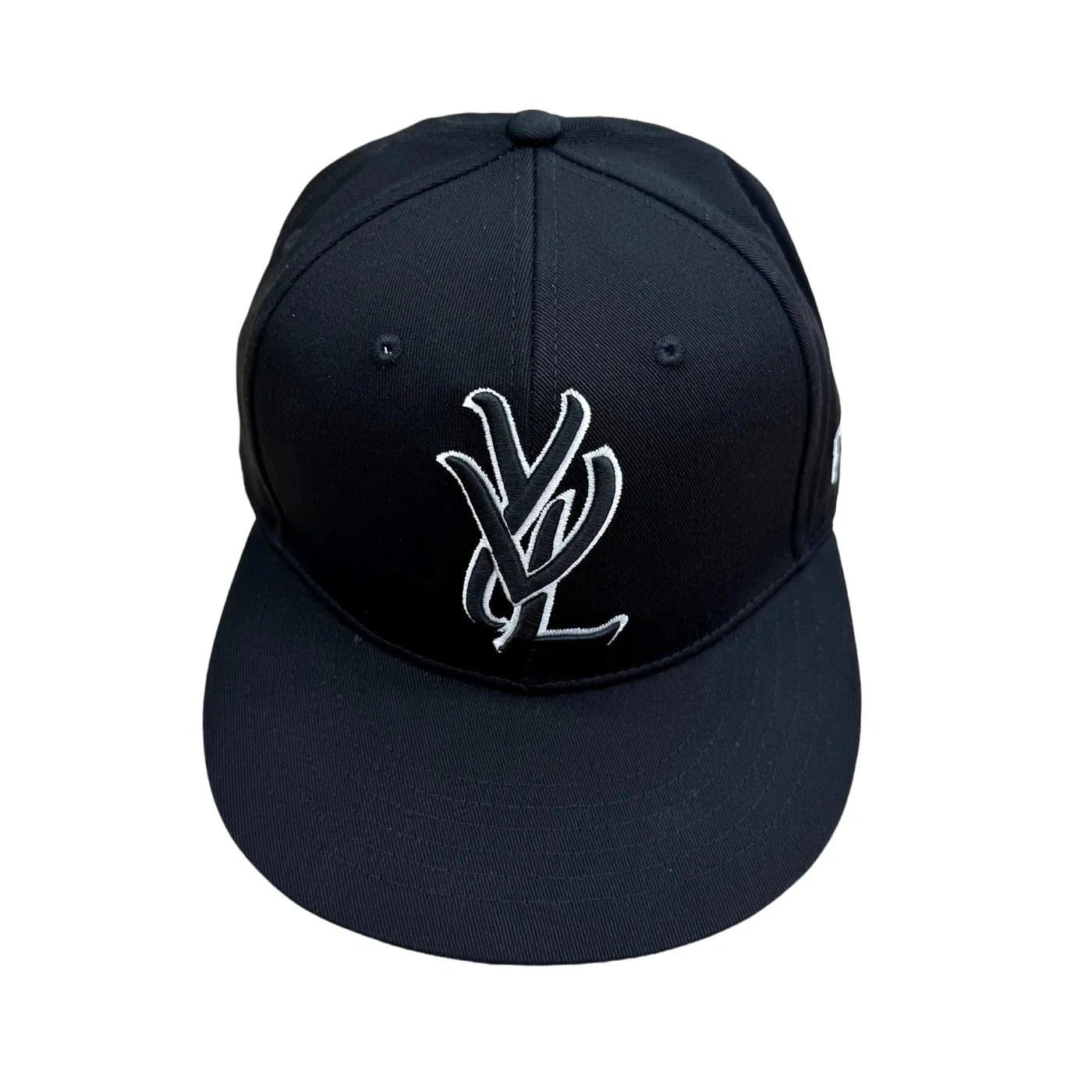 Saint Laurent Snapback Cap YSL Logo Embroidery — 黑色（白色包边M95)
