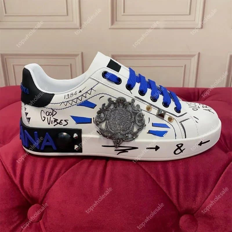 Dolce & Gabbana Sneaker Graffiti Shield