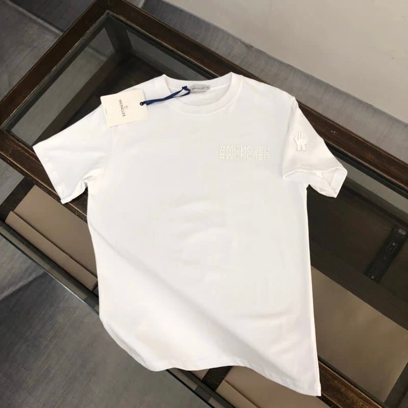 Givenchy Logo T-Shirt Classic Logo — 70