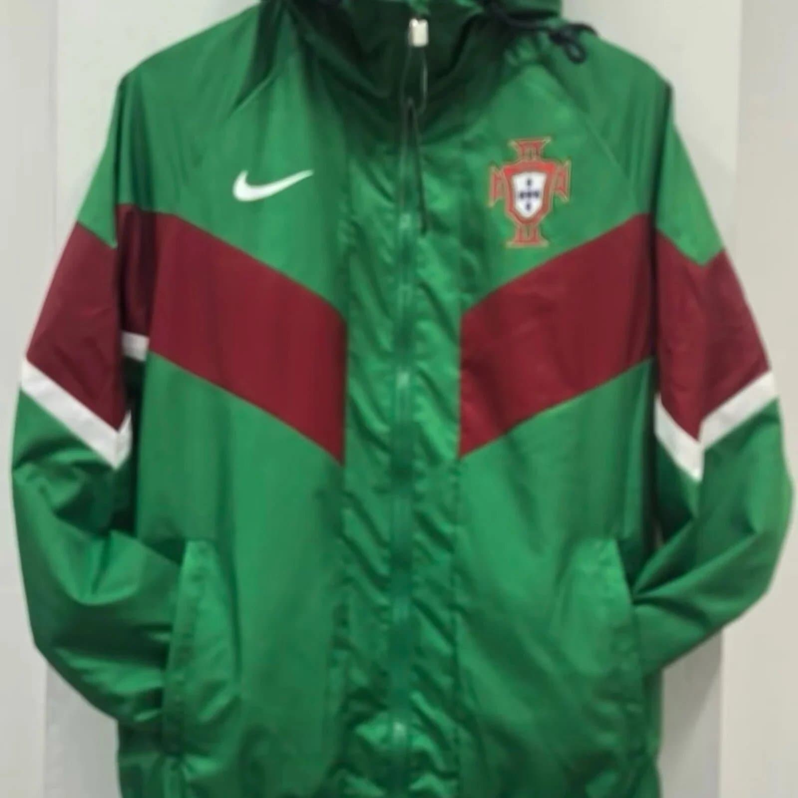 Nike Windrunner Jacket Portugal National Team