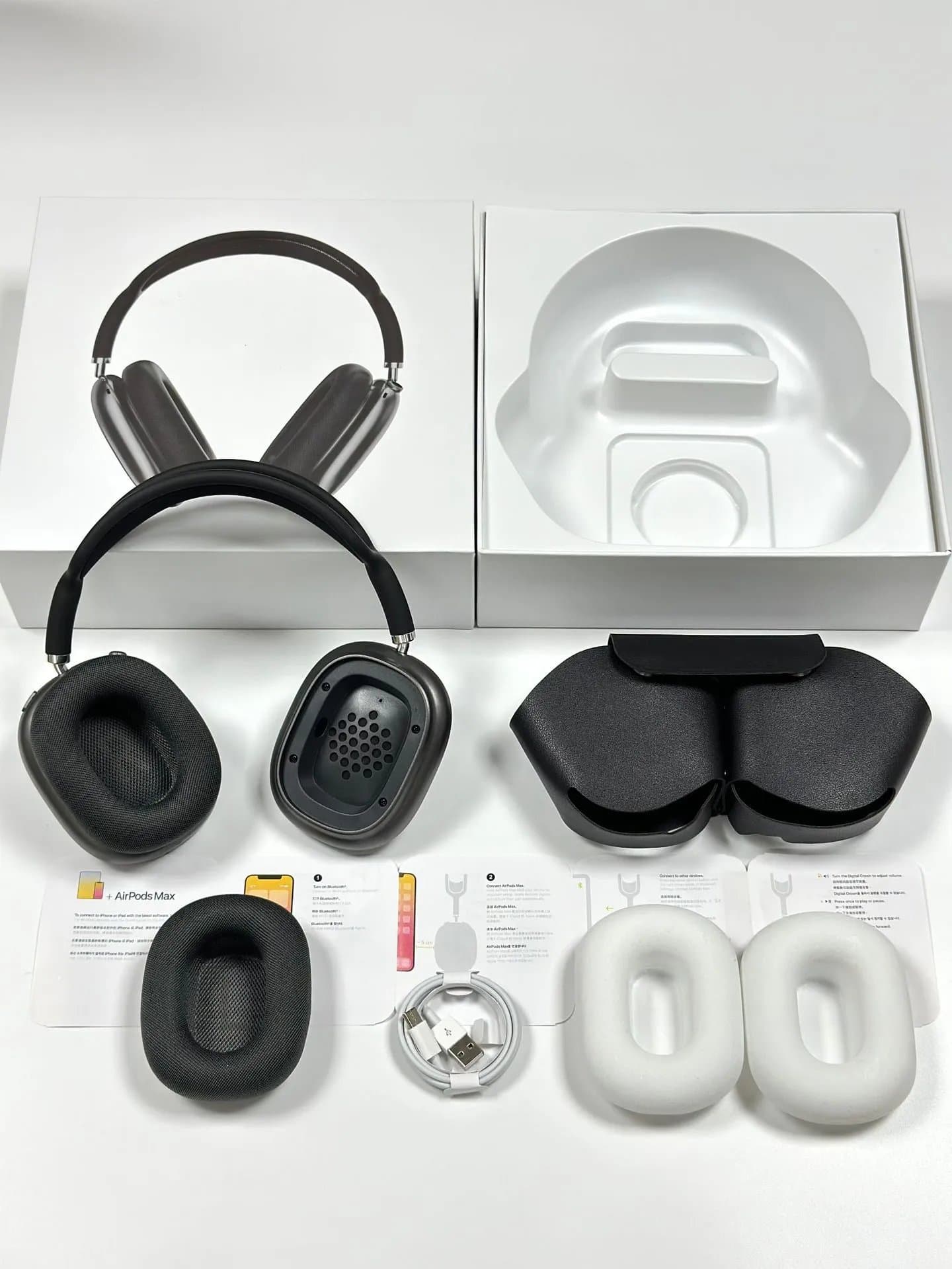 Apple AirPods Max Space Gray