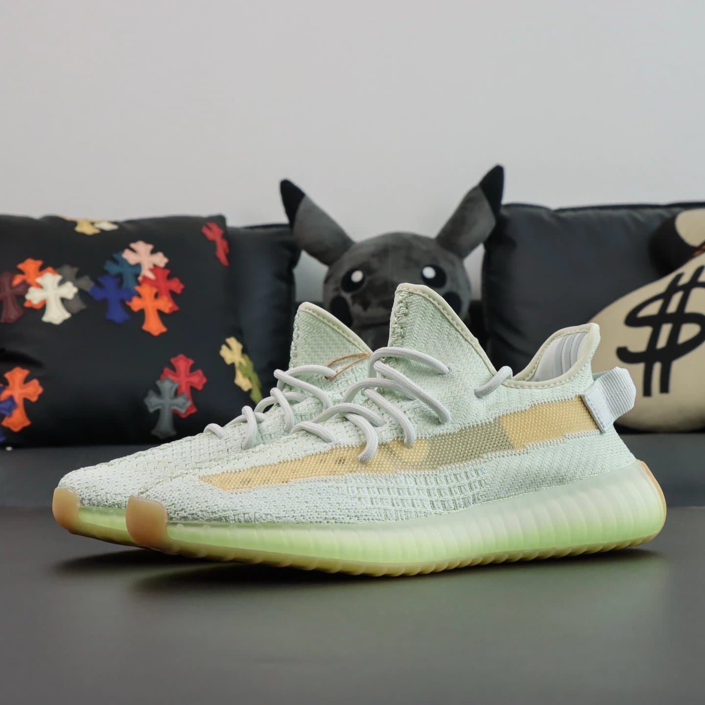 Yeezy Boost 350 V2 Zebra — EG7491