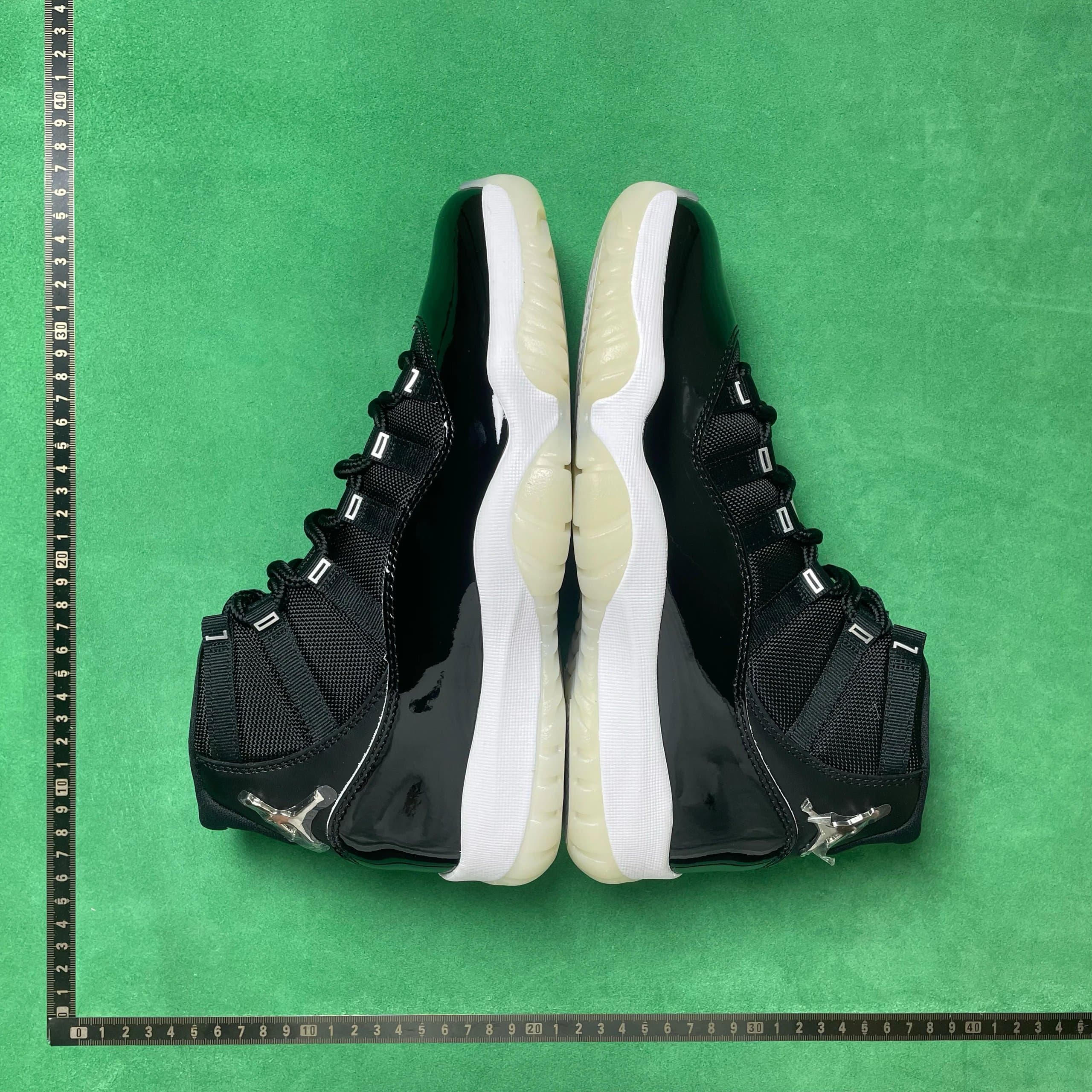Air Jordan 11 Gamma Blue — 7号黑白（1）CT8012 011