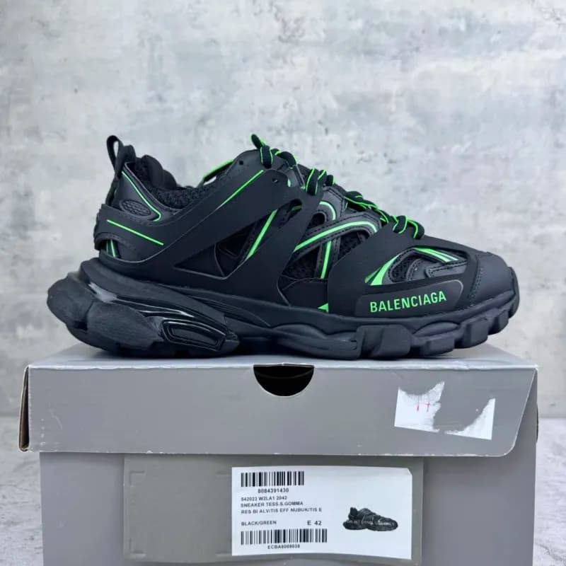 Balenciaga Triple S Ice Blue — 三代 黑绿 A12042