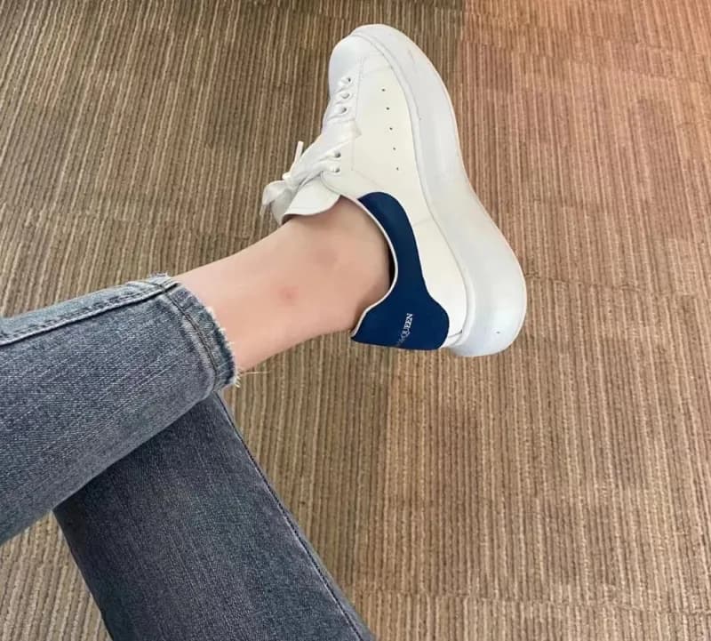 Alexander McQueen Sneaker White with Navy Heel Tab