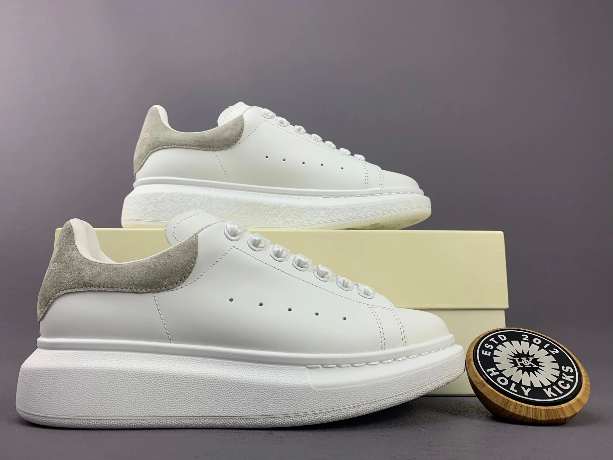 Alexander McQueen Oversized Sneaker All White — Gray velvet tail