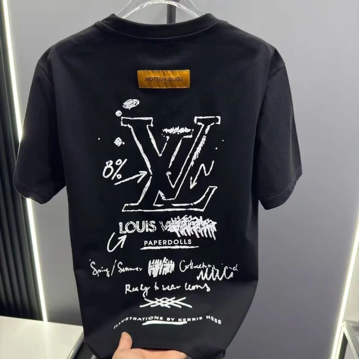 Louis Vuitton Monogram Set Classic LV Print — 33