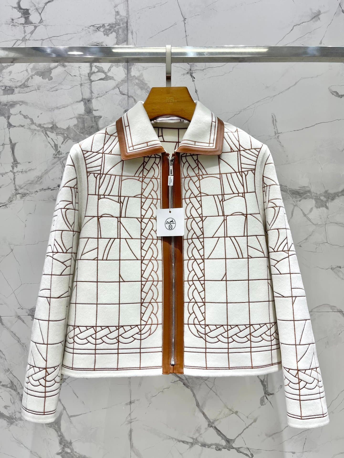 Moncler Down Jacket Logo Patch — 20